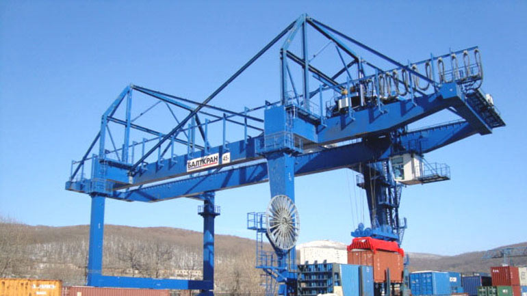 Container crane Vladivostok
