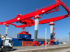 Container cranes